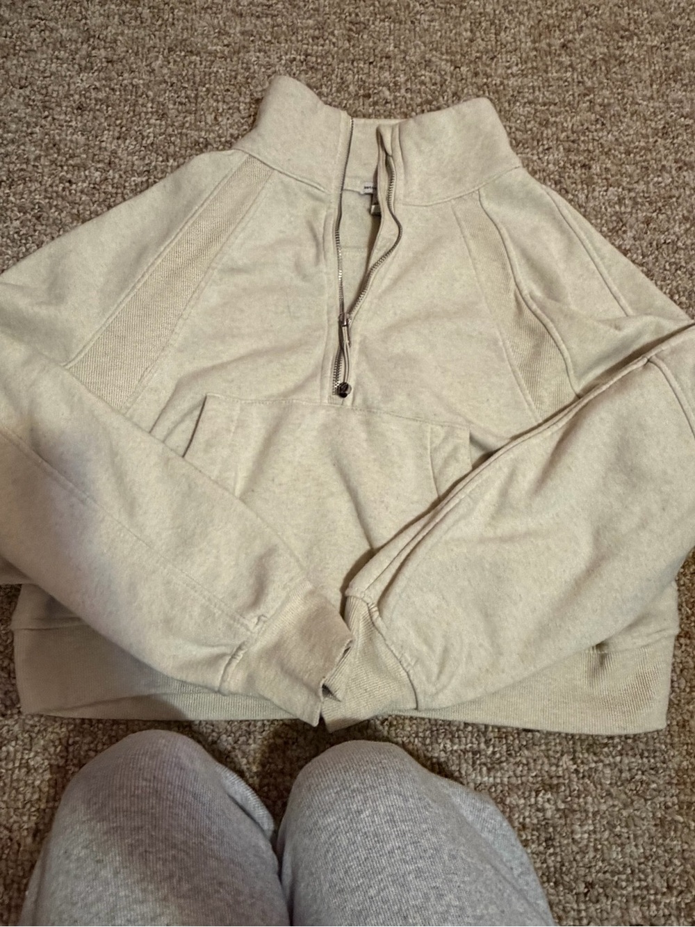 Half zip pullover